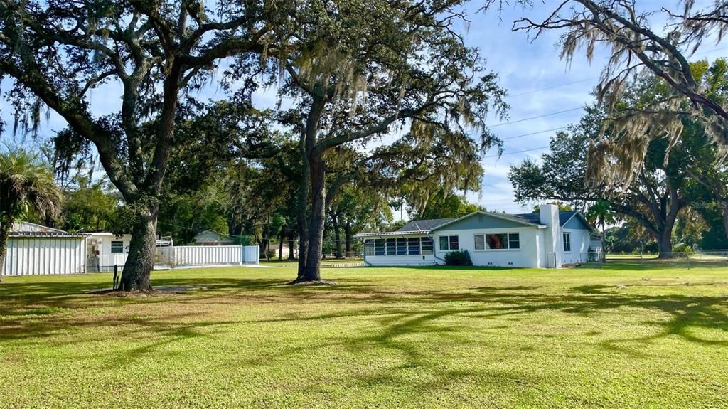 For Sale: $489,900 (4 beds, 2 baths, 2282 Square Feet)