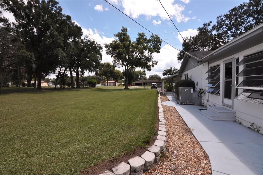 For Sale: $489,900 (4 beds, 2 baths, 2282 Square Feet)