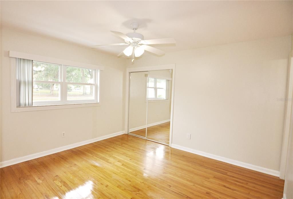 For Sale: $489,900 (4 beds, 2 baths, 2282 Square Feet)