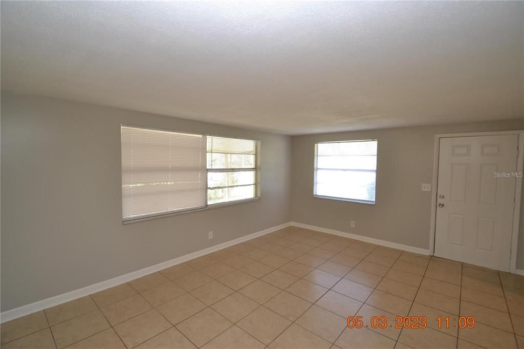 En Venta: $230,000 (3 camas, 2 baños, 1124 Pies cuadrados)