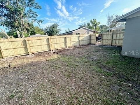 En Venta: $230,000 (3 camas, 2 baños, 1124 Pies cuadrados)