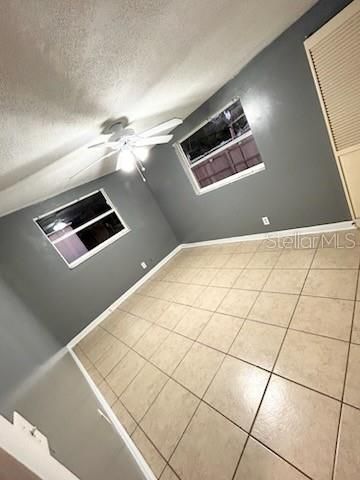 En Venta: $230,000 (3 camas, 2 baños, 1124 Pies cuadrados)