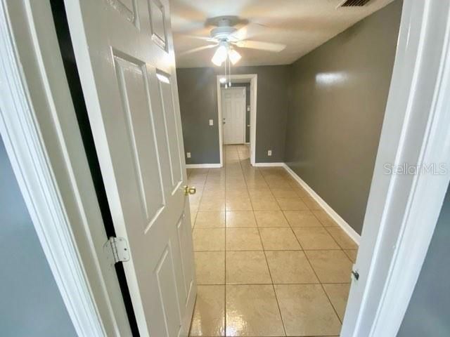 En Venta: $230,000 (3 camas, 2 baños, 1124 Pies cuadrados)