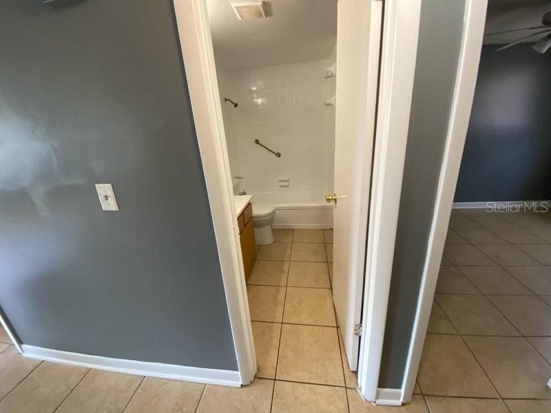 En Venta: $230,000 (3 camas, 2 baños, 1124 Pies cuadrados)