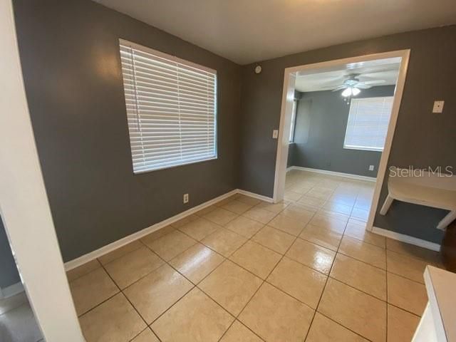 En Venta: $230,000 (3 camas, 2 baños, 1124 Pies cuadrados)