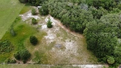 На продажу: $414,900 (8.22 acres)