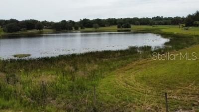 На продажу: $414,900 (8.22 acres)