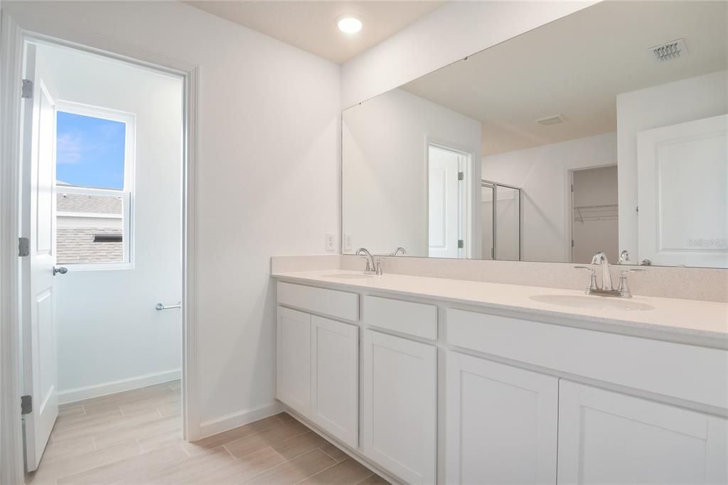 For Sale: $372,772 (4 beds, 2 baths, 2414 Square Feet)