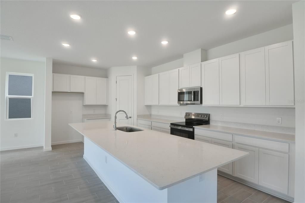 For Sale: $372,772 (4 beds, 2 baths, 2414 Square Feet)