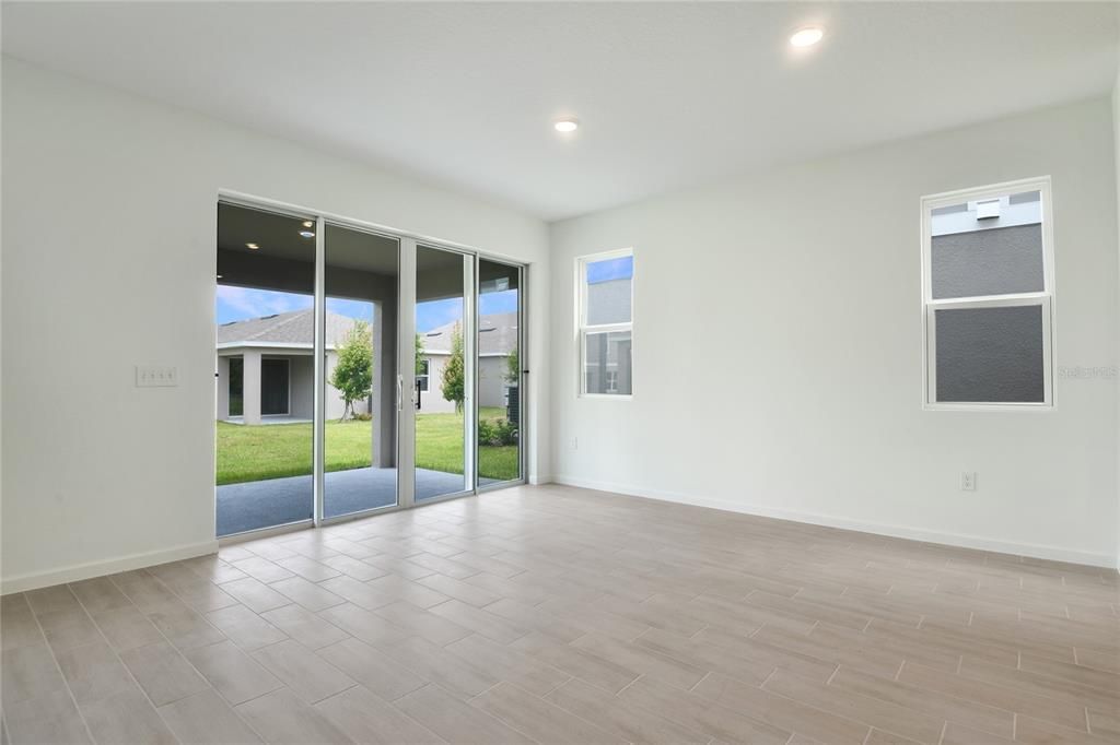 For Sale: $372,772 (4 beds, 2 baths, 2414 Square Feet)