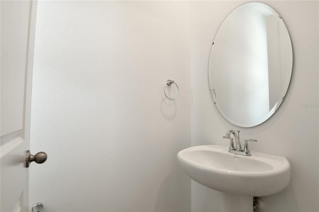 For Sale: $372,772 (4 beds, 2 baths, 2414 Square Feet)