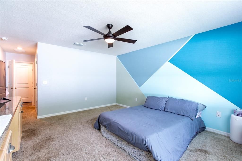 Active With Contract: $359,500 (4 beds, 2 baths, 2298 Square Feet)