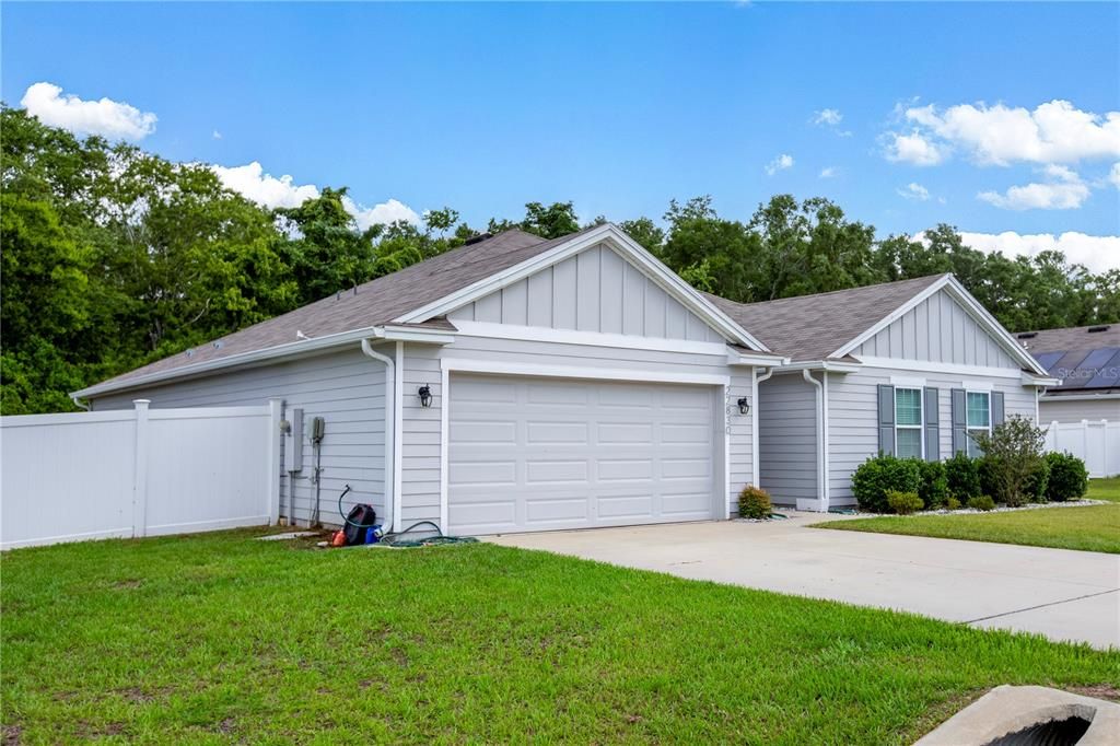 Active With Contract: $359,500 (4 beds, 2 baths, 2298 Square Feet)