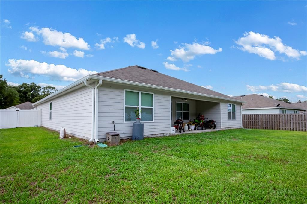 Active With Contract: $359,500 (4 beds, 2 baths, 2298 Square Feet)