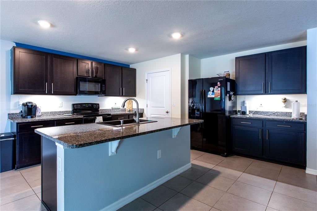 Active With Contract: $359,500 (4 beds, 2 baths, 2298 Square Feet)