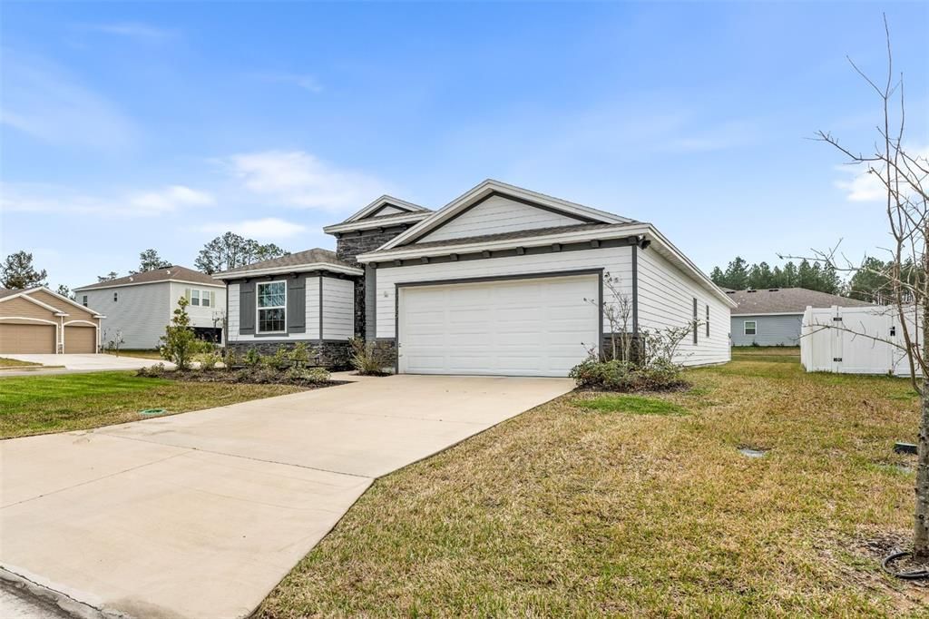 En Renta: $2,650 (4 camas, 2 baños, 1980 Pies cuadrados)