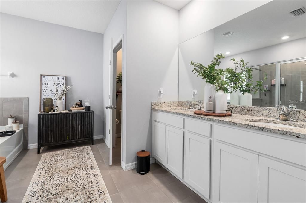 En Renta: $2,650 (4 camas, 2 baños, 1980 Pies cuadrados)