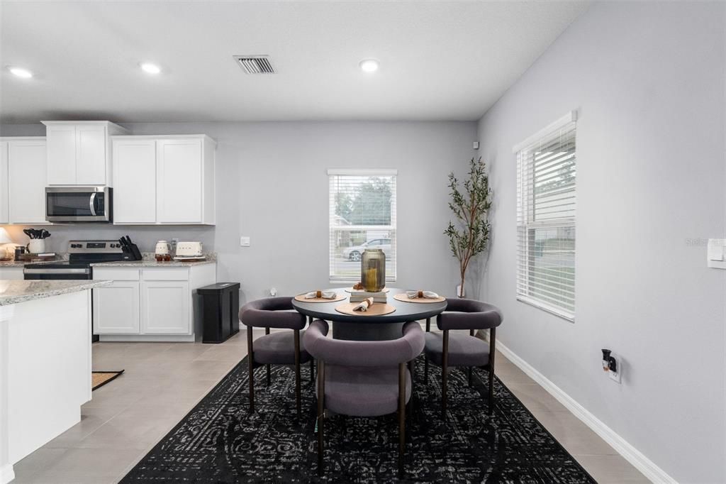 En Renta: $2,650 (4 camas, 2 baños, 1980 Pies cuadrados)