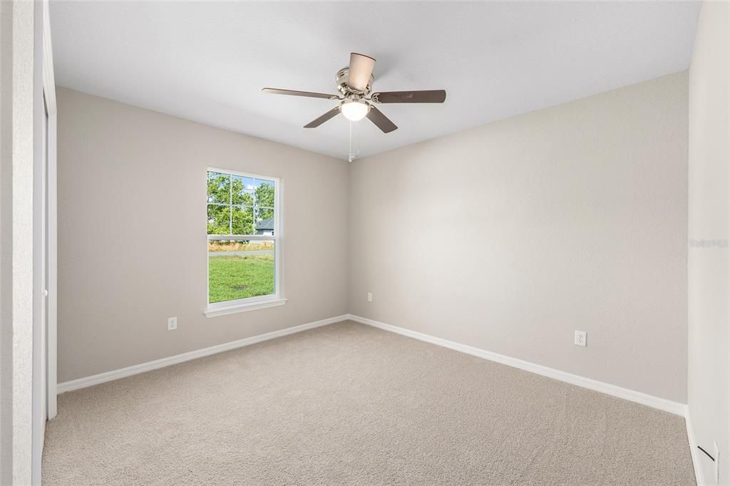 Activo con contrato: $229,500 (3 camas, 2 baños, 1399 Pies cuadrados)