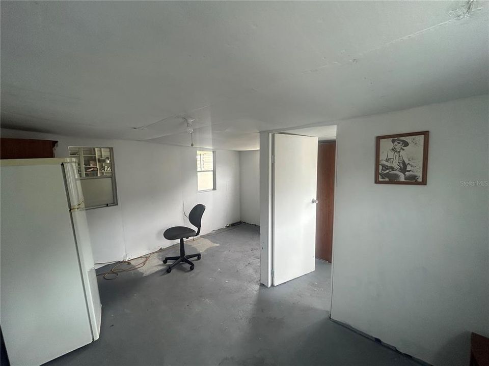 For Sale: $399,000 (3 beds, 2 baths, 1344 Square Feet)