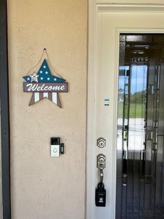For Rent: $2,500 (3 beds, 2 baths, 1235 Square Feet)