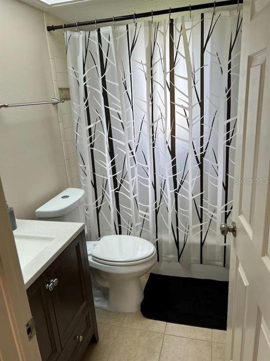 For Rent: $2,500 (3 beds, 2 baths, 1235 Square Feet)