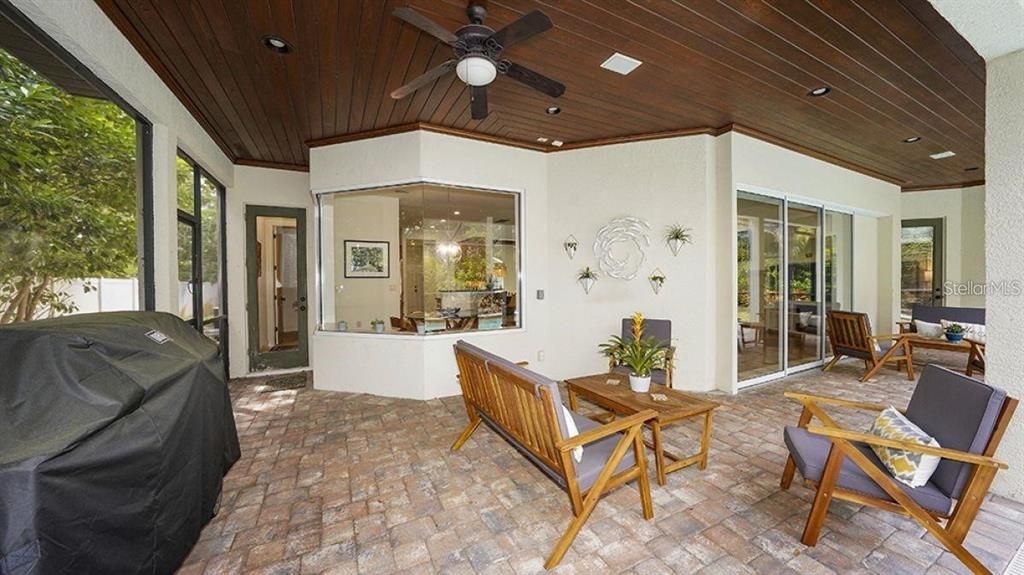 En Renta: $15,000 (4 camas, 3 baños, 3519 Pies cuadrados)