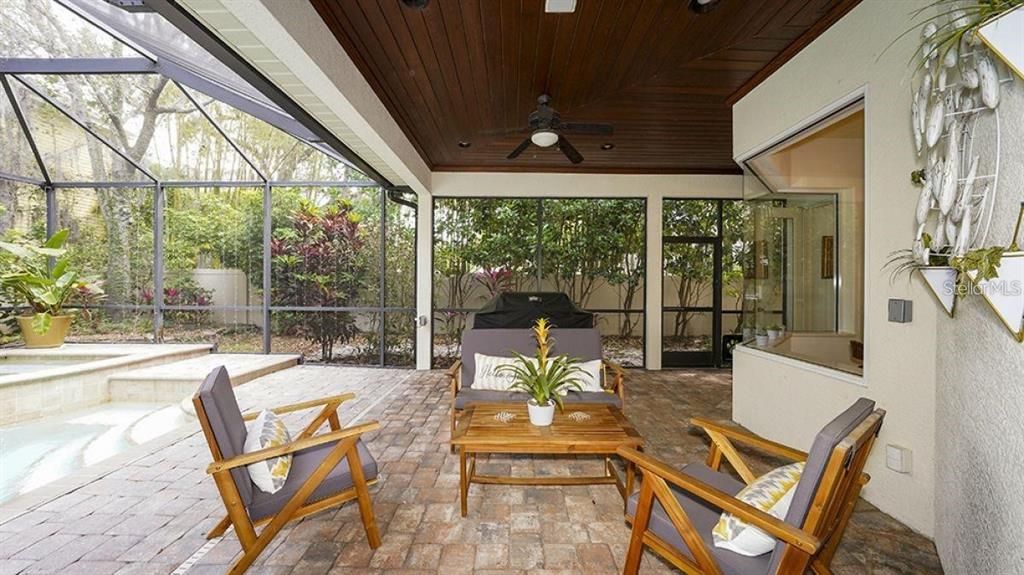 En Renta: $15,000 (4 camas, 3 baños, 3519 Pies cuadrados)