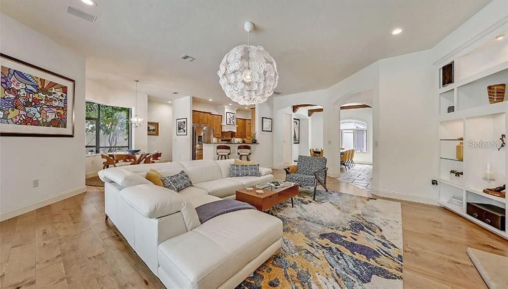 En Renta: $15,000 (4 camas, 3 baños, 3519 Pies cuadrados)