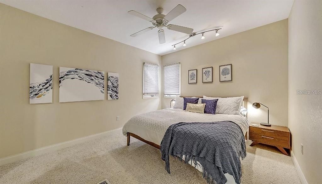 En Renta: $15,000 (4 camas, 3 baños, 3519 Pies cuadrados)