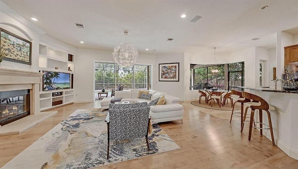 En Renta: $15,000 (4 camas, 3 baños, 3519 Pies cuadrados)