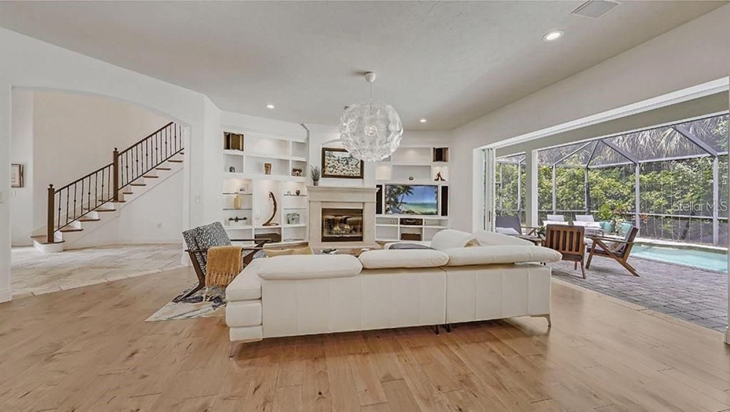 En Renta: $15,000 (4 camas, 3 baños, 3519 Pies cuadrados)