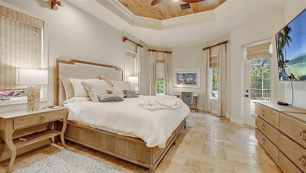 En Renta: $15,000 (4 camas, 3 baños, 3519 Pies cuadrados)