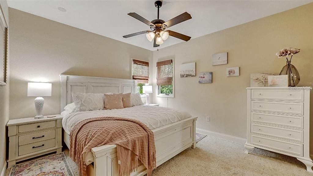 En Renta: $15,000 (4 camas, 3 baños, 3519 Pies cuadrados)