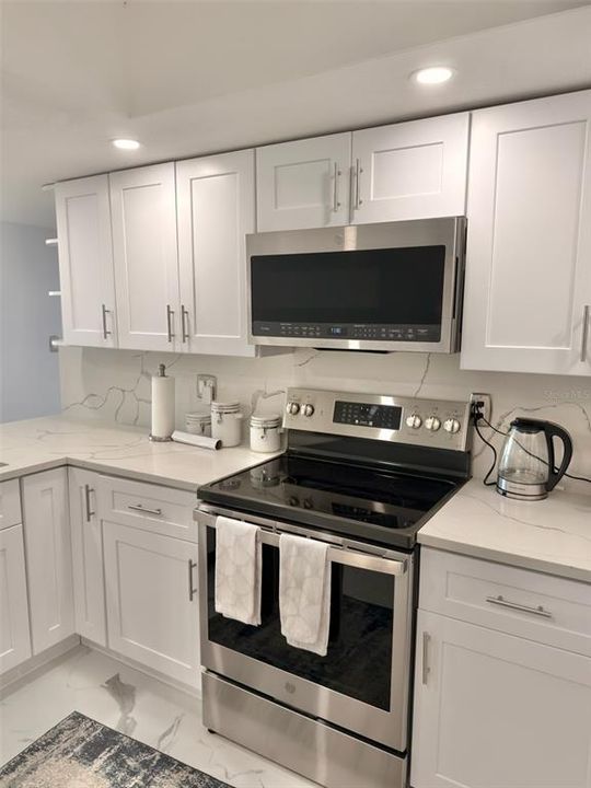 待售: $815,000 (2 贝兹, 2 浴室, 1364 平方英尺)