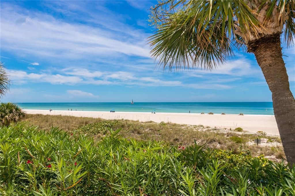 待售: $815,000 (2 贝兹, 2 浴室, 1364 平方英尺)