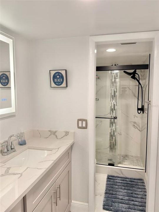 待售: $815,000 (2 贝兹, 2 浴室, 1364 平方英尺)