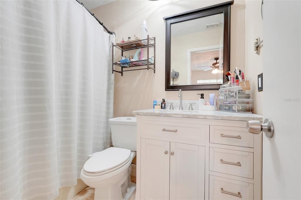 For Sale: $215,000 (3 beds, 2 baths, 1341 Square Feet)