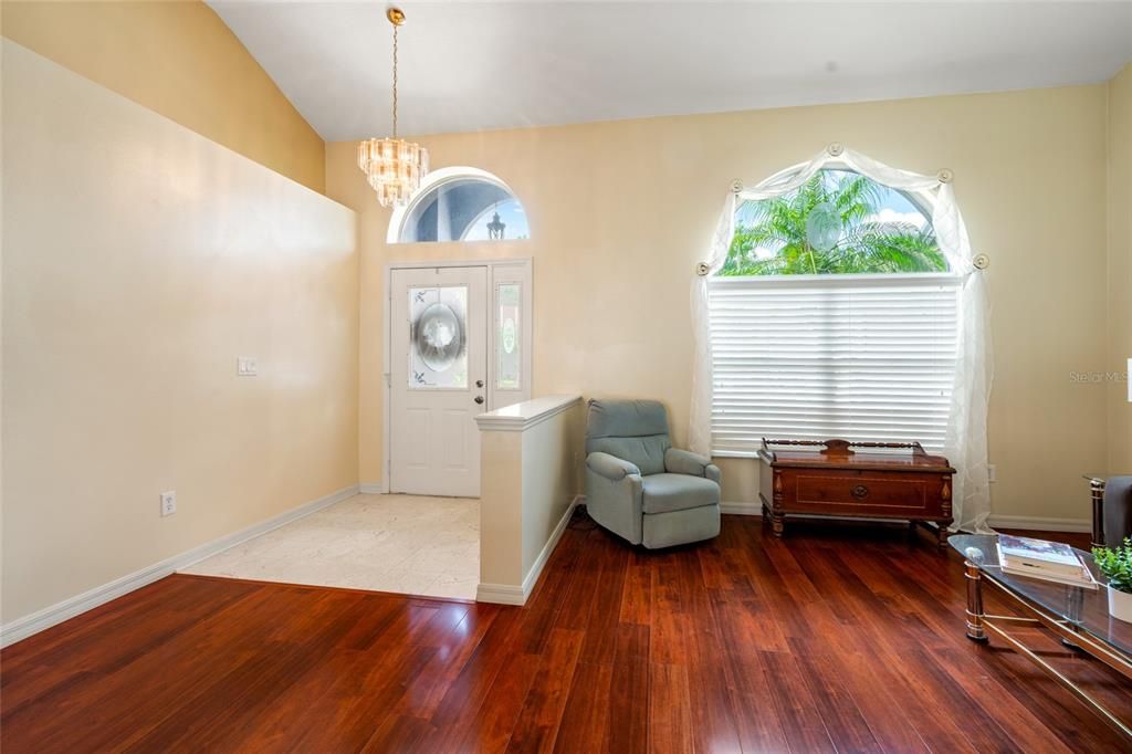 На продажу: $460,000 (4 спален, 2 ванн, 2227 Квадратных фут)