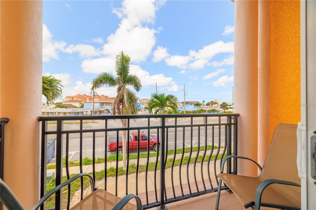 For Sale: $1,165,000 (3 beds, 3 baths, 2680 Square Feet)