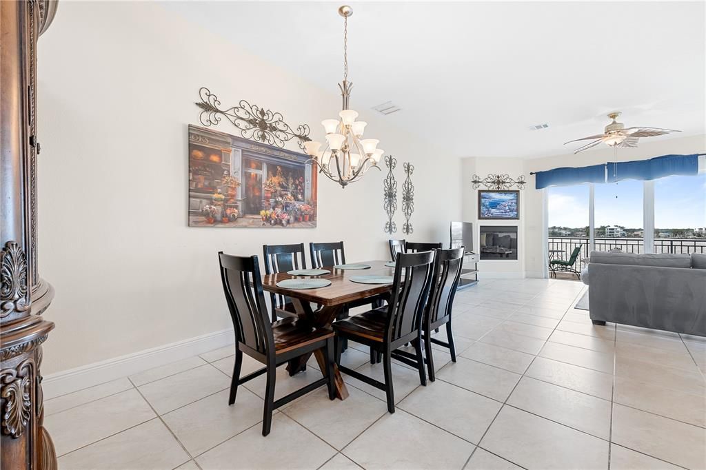 For Sale: $1,165,000 (3 beds, 3 baths, 2680 Square Feet)