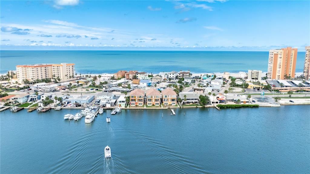 For Sale: $1,165,000 (3 beds, 3 baths, 2680 Square Feet)