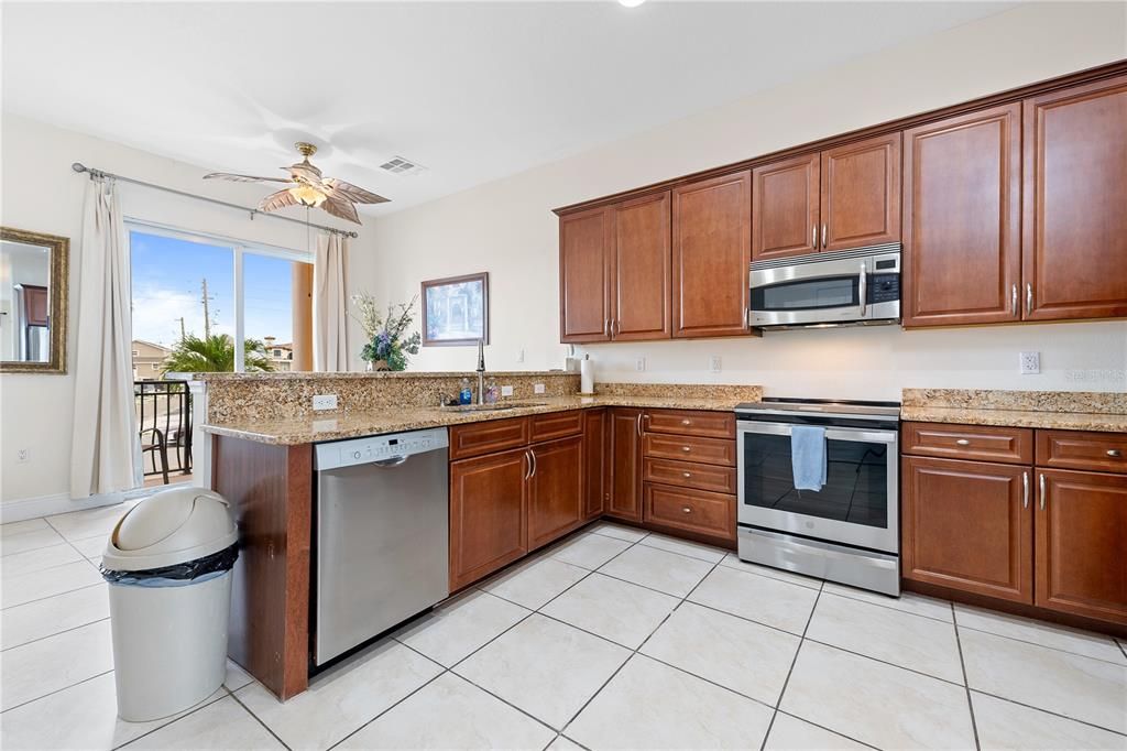 For Sale: $1,165,000 (3 beds, 3 baths, 2680 Square Feet)