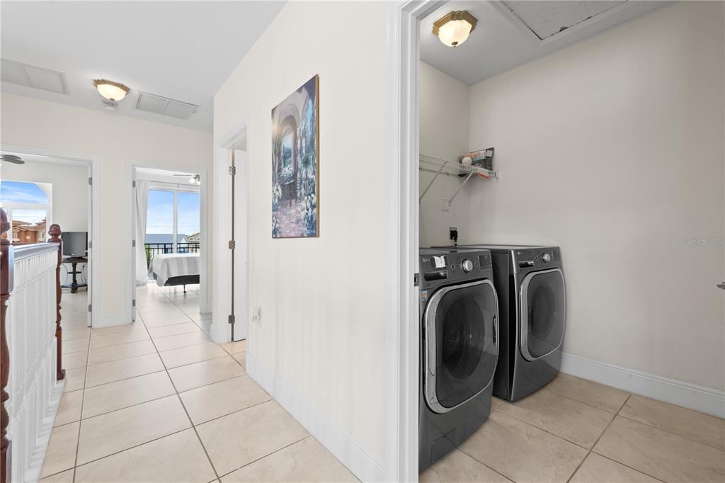 For Sale: $1,165,000 (3 beds, 3 baths, 2680 Square Feet)