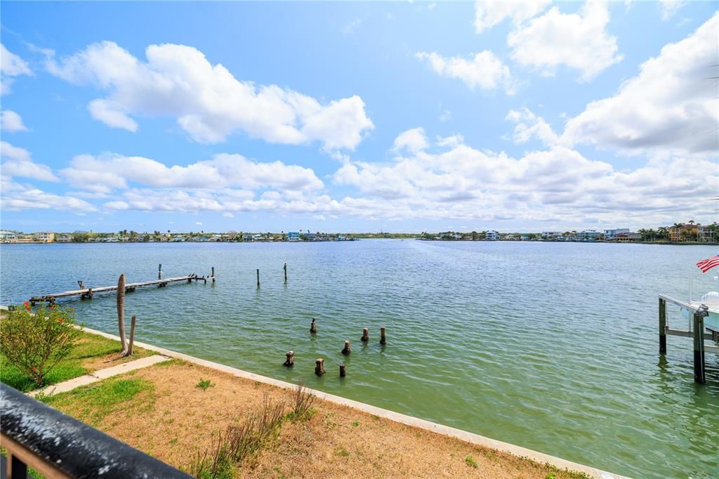 For Sale: $1,165,000 (3 beds, 3 baths, 2680 Square Feet)