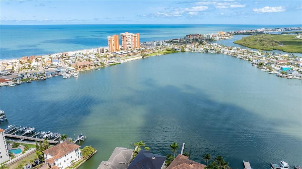 For Sale: $1,165,000 (3 beds, 3 baths, 2680 Square Feet)