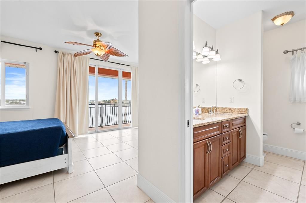 For Sale: $1,165,000 (3 beds, 3 baths, 2680 Square Feet)