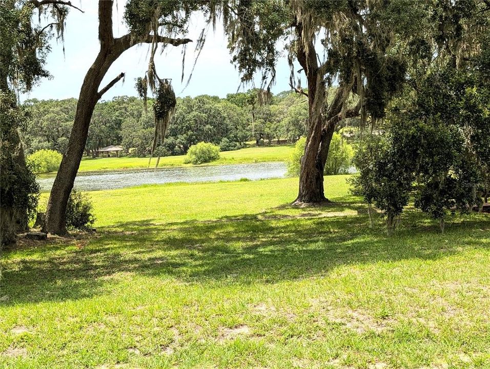 Activo con contrato: $234,900 (3 camas, 2 baños, 1393 Pies cuadrados)