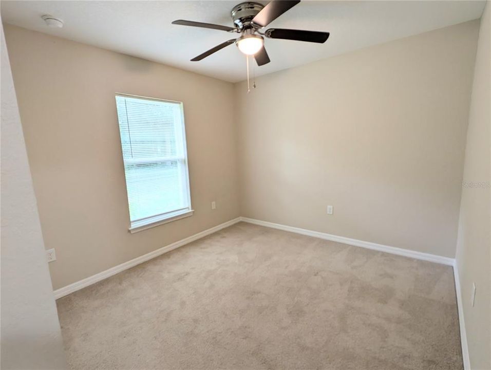 Activo con contrato: $234,900 (3 camas, 2 baños, 1393 Pies cuadrados)