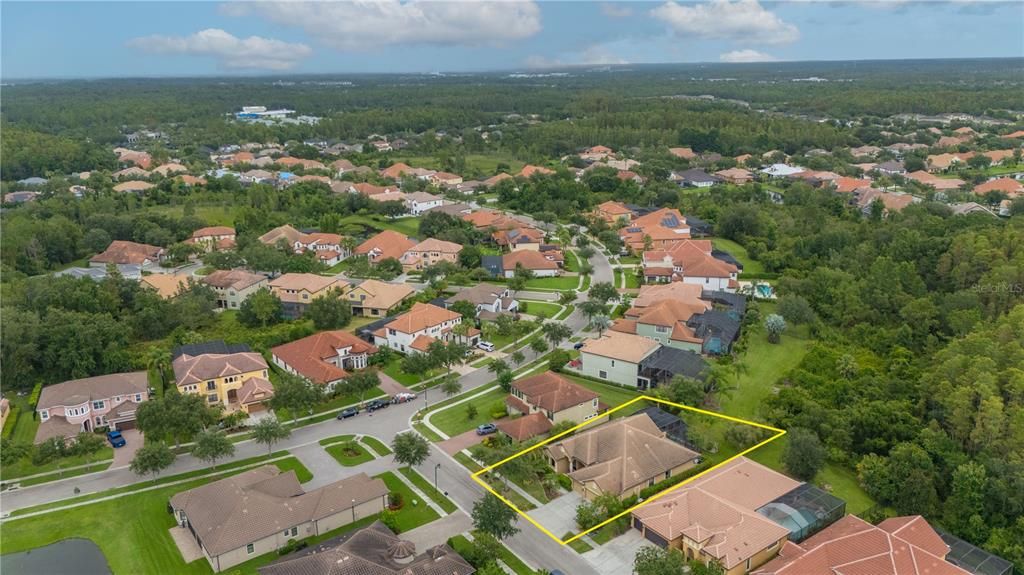 На продажу: $950,000 (5 спален, 3 ванн, 3512 Квадратных фут)